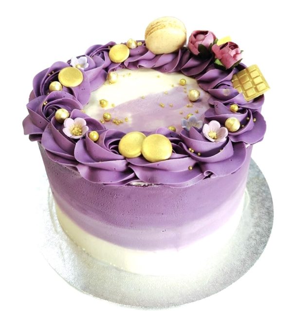 Ombré Boutique Cake