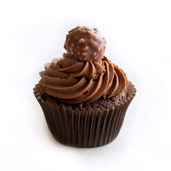 Piece-of-cake-Ferrero-Cupcake.