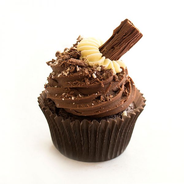 Piece-of-cake-Flake-Cupcake