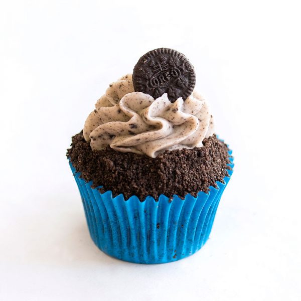 Piece-of-cake-Oreo-Cupcake