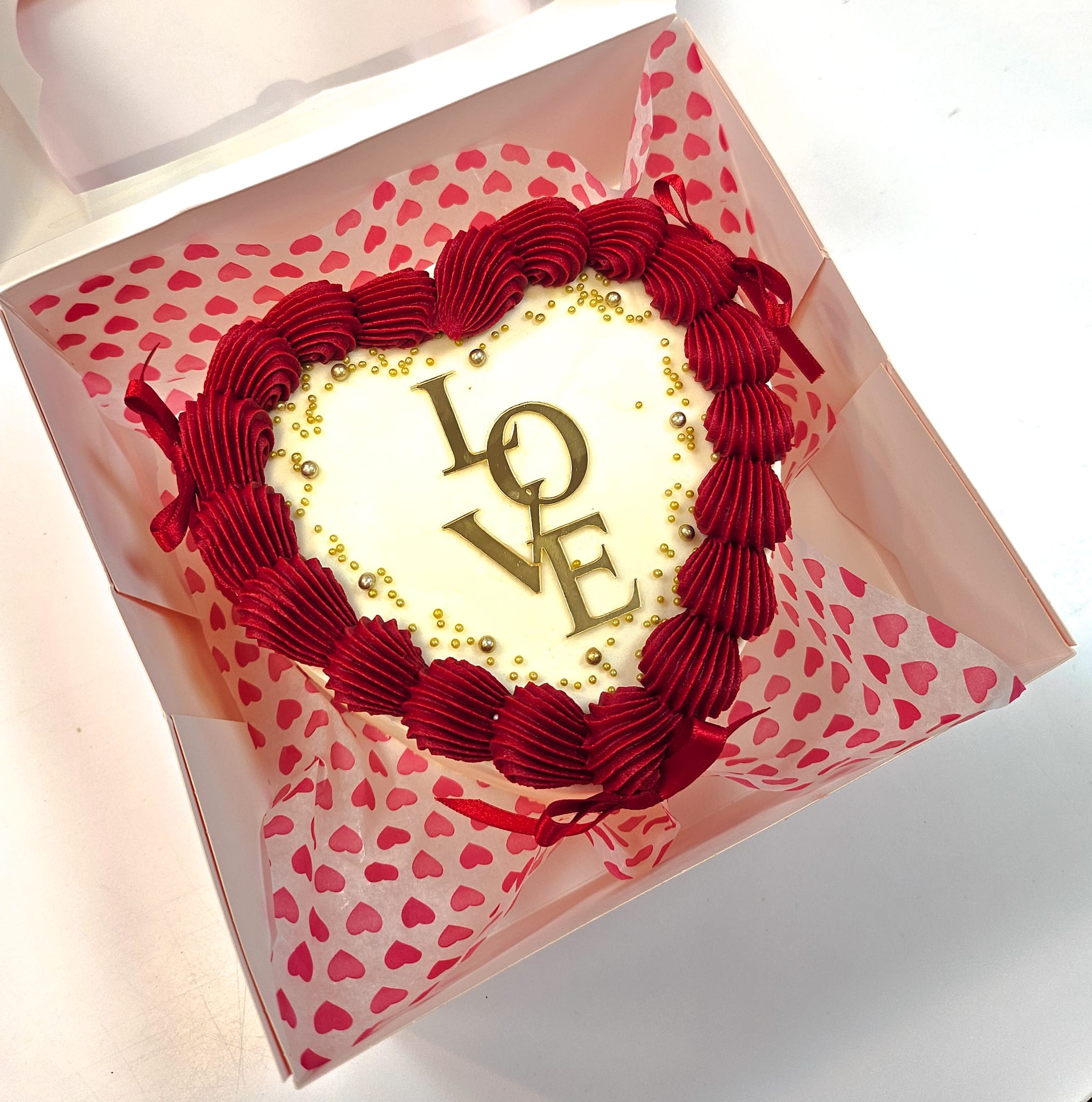 Mini Valentine's Bento Cake- Red & White - Image 2