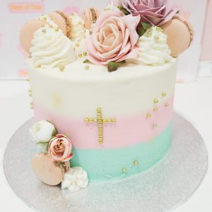 Floral 3-tone cake